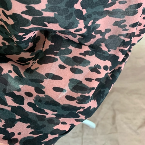 SOLD Cabi 9-5 Animal Print Tie Neck Blouse - Picture 5 of 9